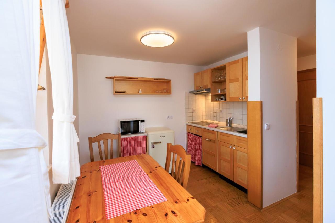 בוהין Apartmaji Katrnjek מראה חיצוני תמונה