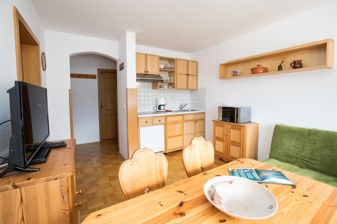 בוהין Apartmaji Katrnjek מראה חיצוני תמונה